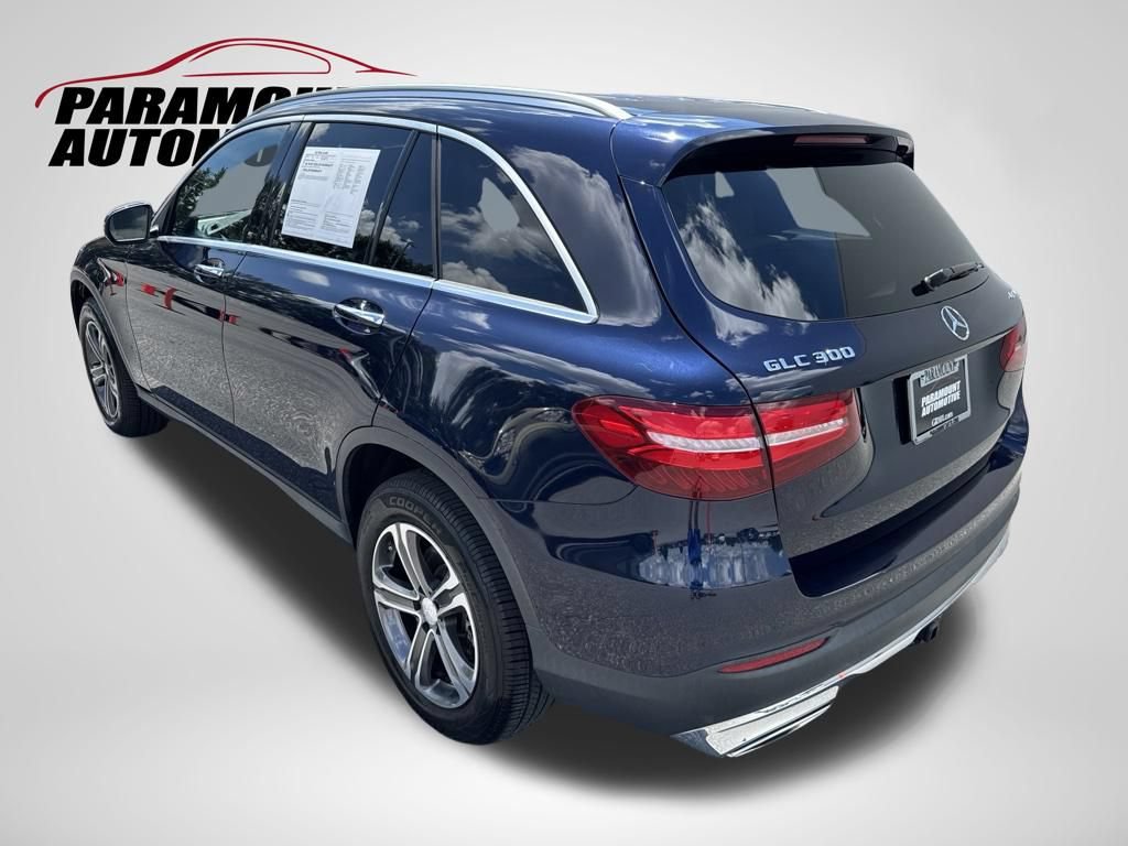 Used 2017 Mercedes-Benz GLC 300 4MATIC image 5