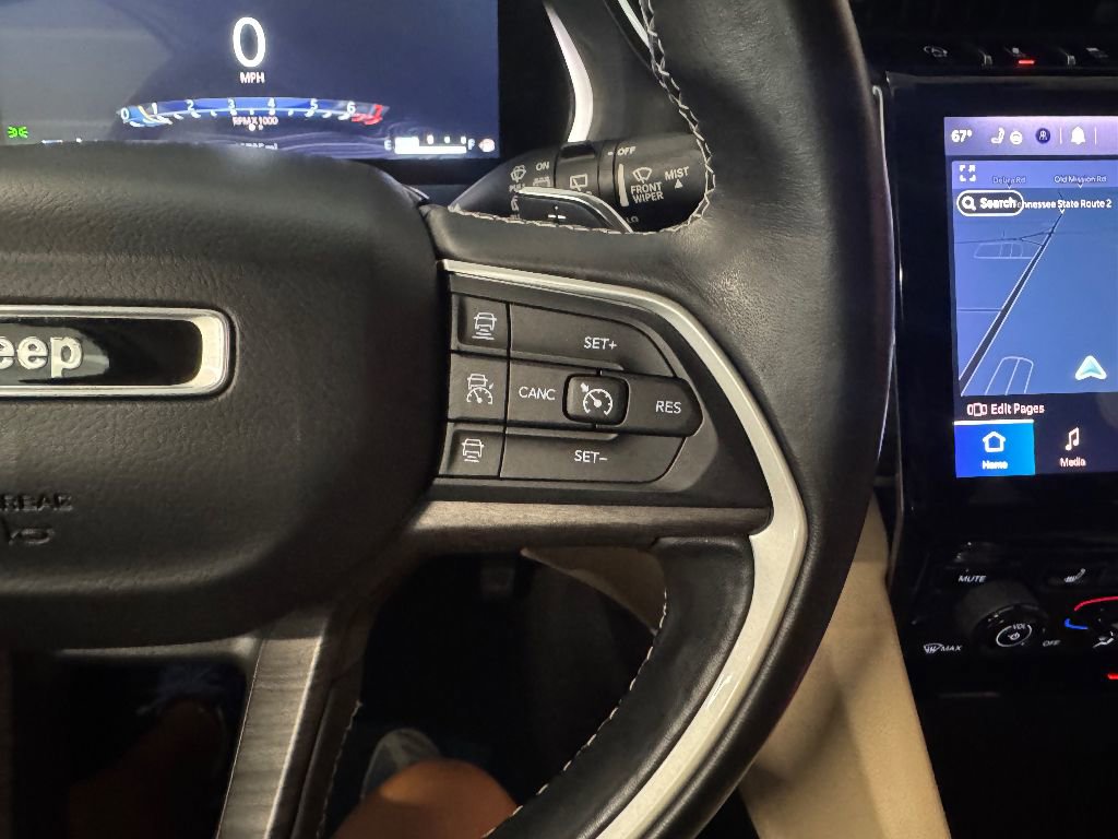 Used 2021 Jeep Grand Cherokee L Limited image 28