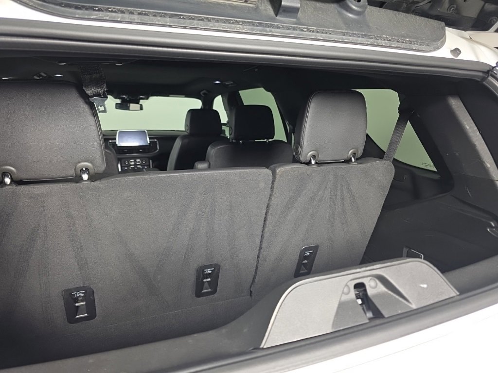 Used 2023 Chevrolet Tahoe Z71 w/ Luxury Package image 35