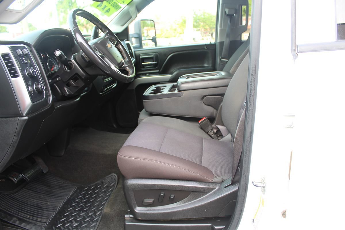Used 2016 Chevrolet Silverado 2500 LT w/ LT Convenience Package AWD/4WD image 17