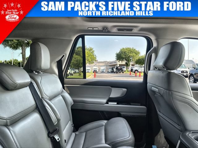 Used 2025 Ford Expedition Max Active AWD/4WD image 16