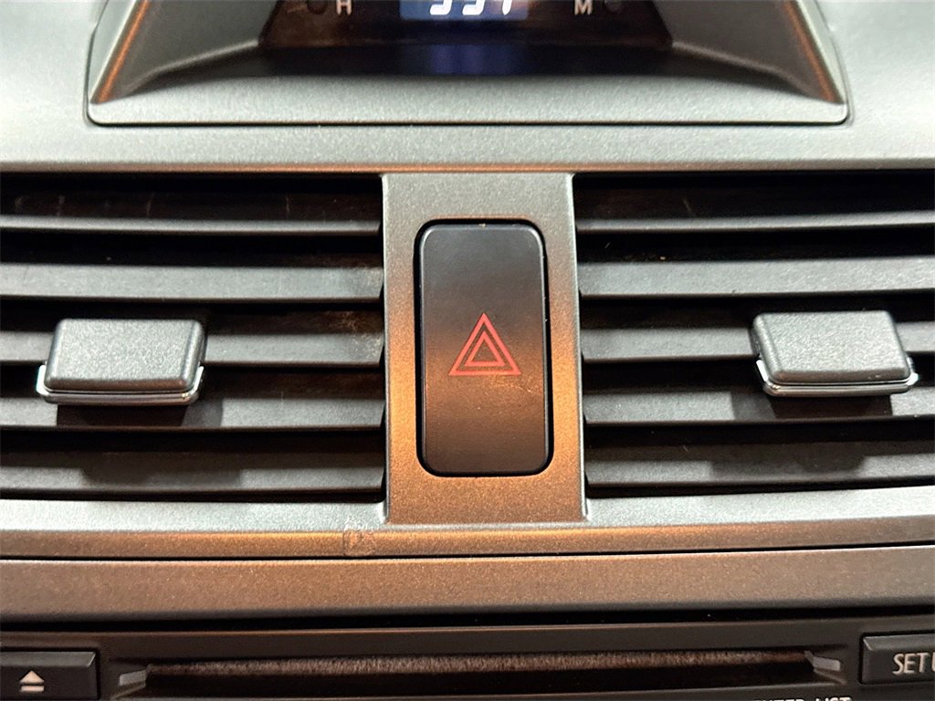 Used 2012 Toyota Corolla LE image 12