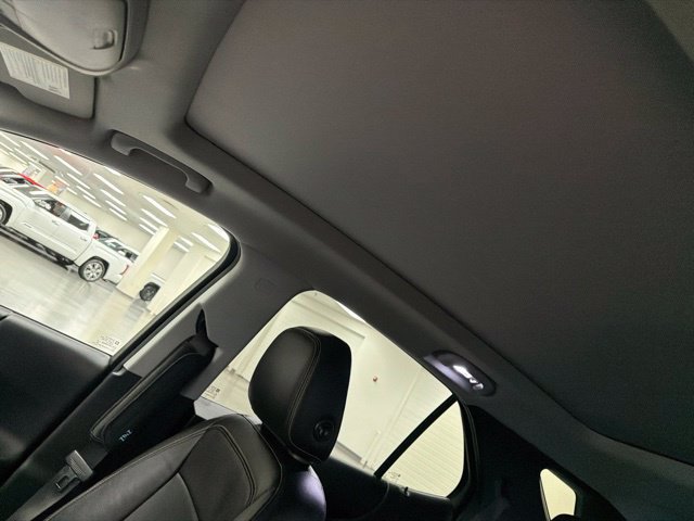 Used 2020 Chevrolet Equinox Premier FWD image 30