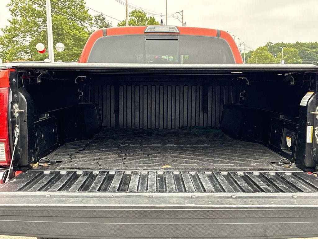 Used 2017 Toyota Tacoma TRD Off-Road w/ Tow Package (A/T) AWD/4WD image 14