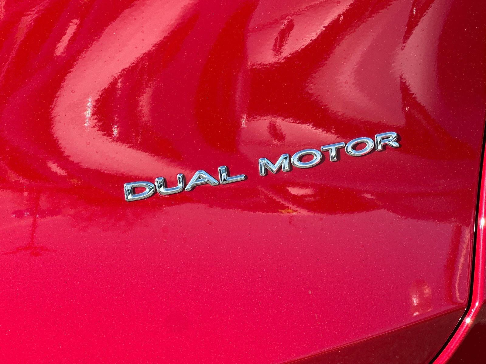 Used 2022 Tesla Model Y Long Range image 25