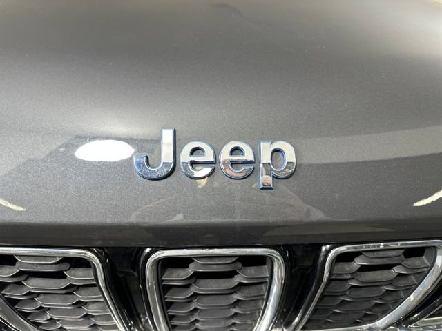Used 2023 Jeep Grand Cherokee 4xe image 9