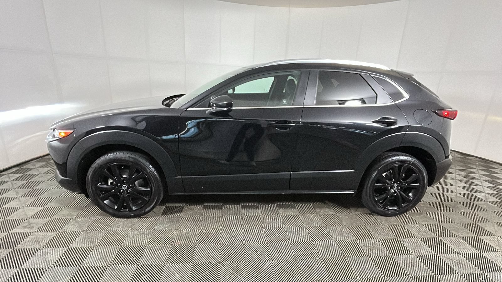 Used 2024 MAZDA CX-30 AWD 2.5 S w/ Select Sport Pkg image 6
