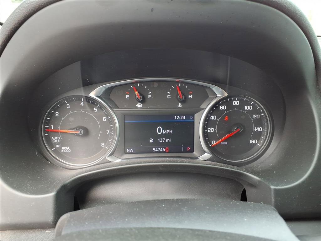 Used 2023 GMC Terrain SLT image 13
