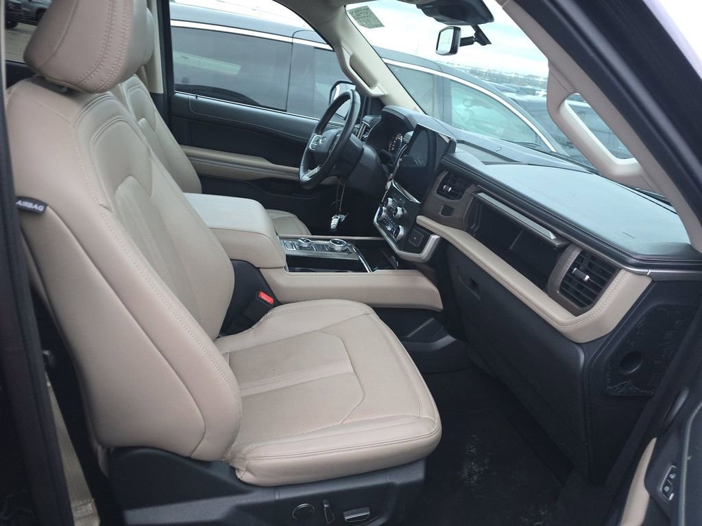 Used 2024 Ford Expedition Max Limited image 15