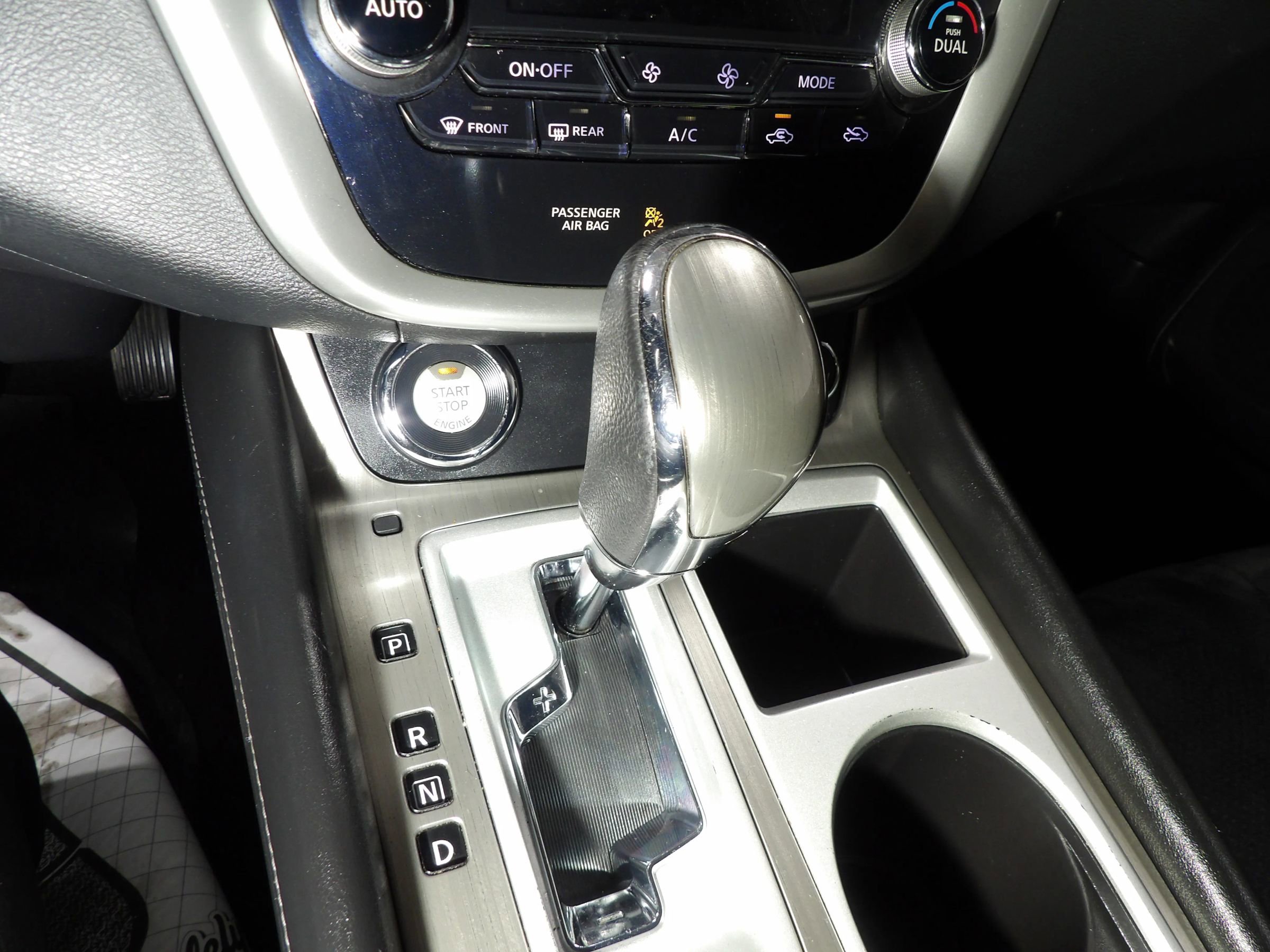 Used 2018 Nissan Murano SV image 16