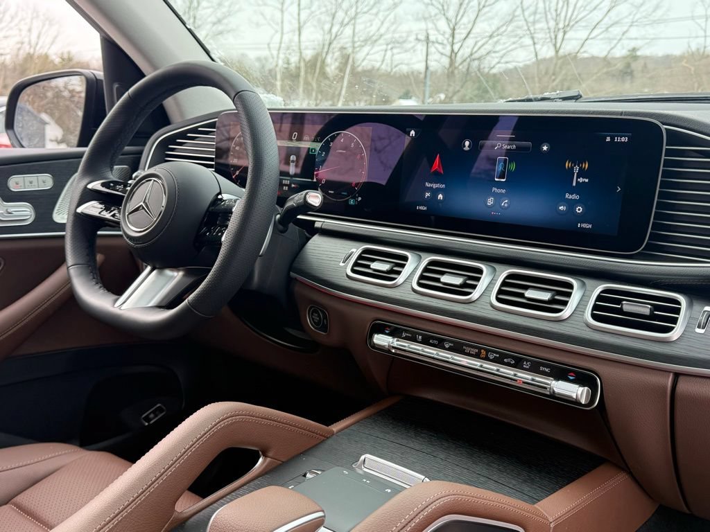 New 2025 Mercedes-Benz GLS 450 4MATIC image 24