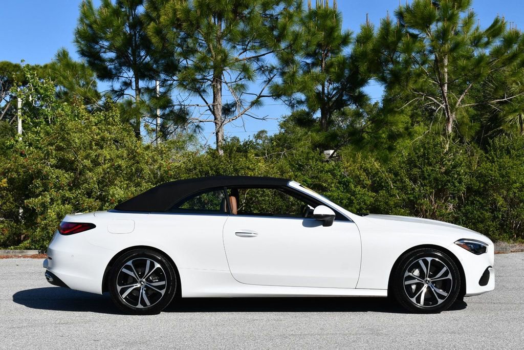 Used 2024 Mercedes-Benz CLE 300 4MATIC Cabriolet image 47