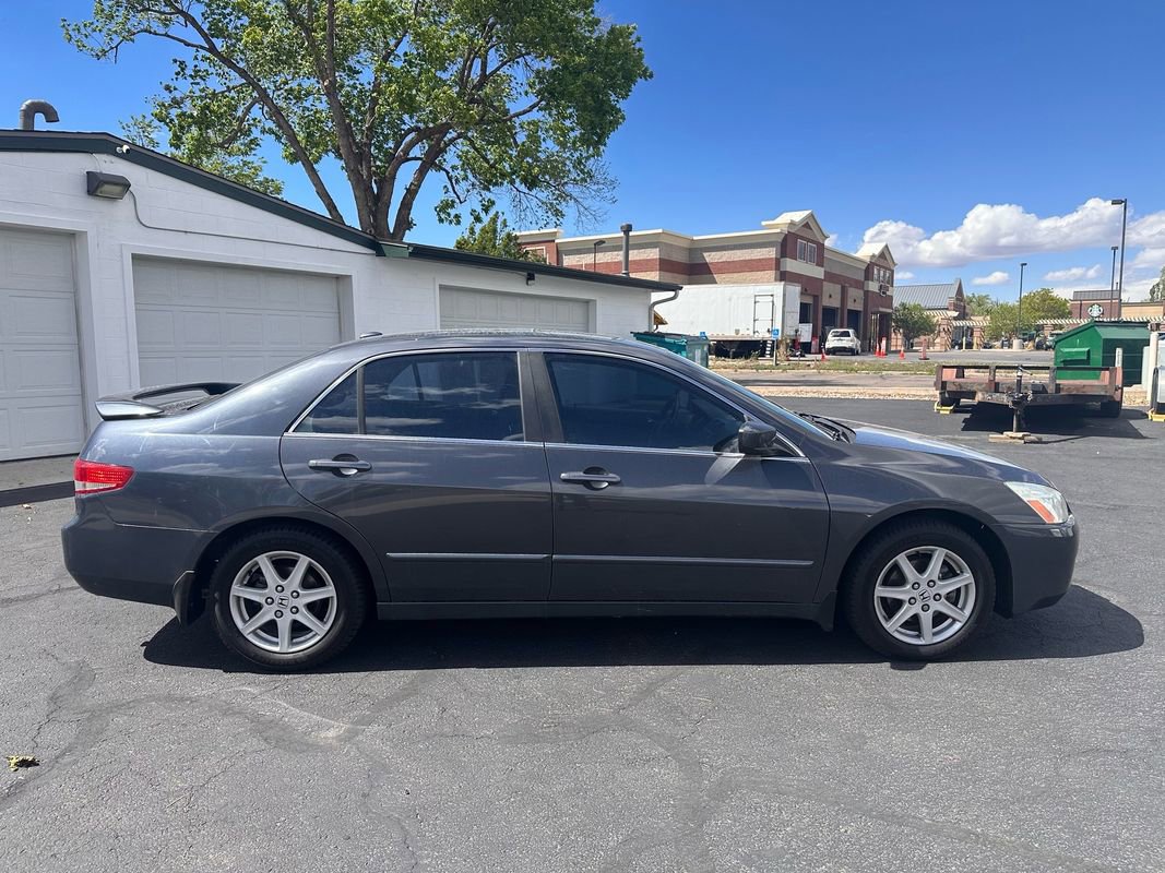Used 2004 Honda Accord EX image 2