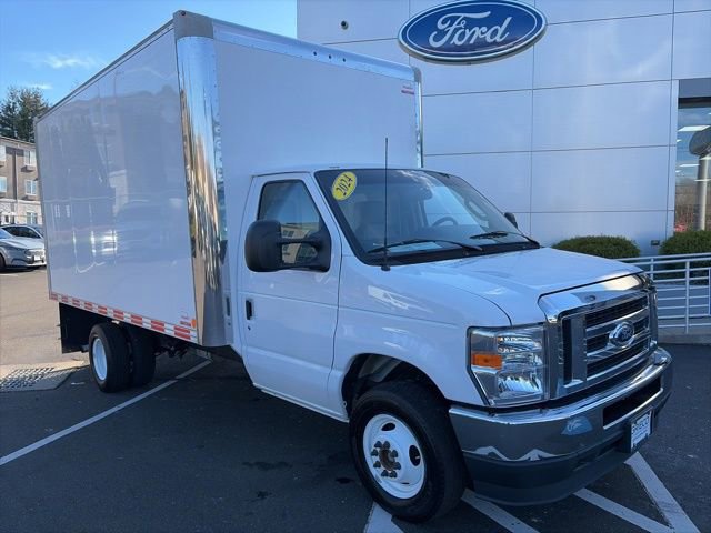 Used 2024 Ford E-450 and Econoline 450 Super Duty w/ Power Windows & Locks Group