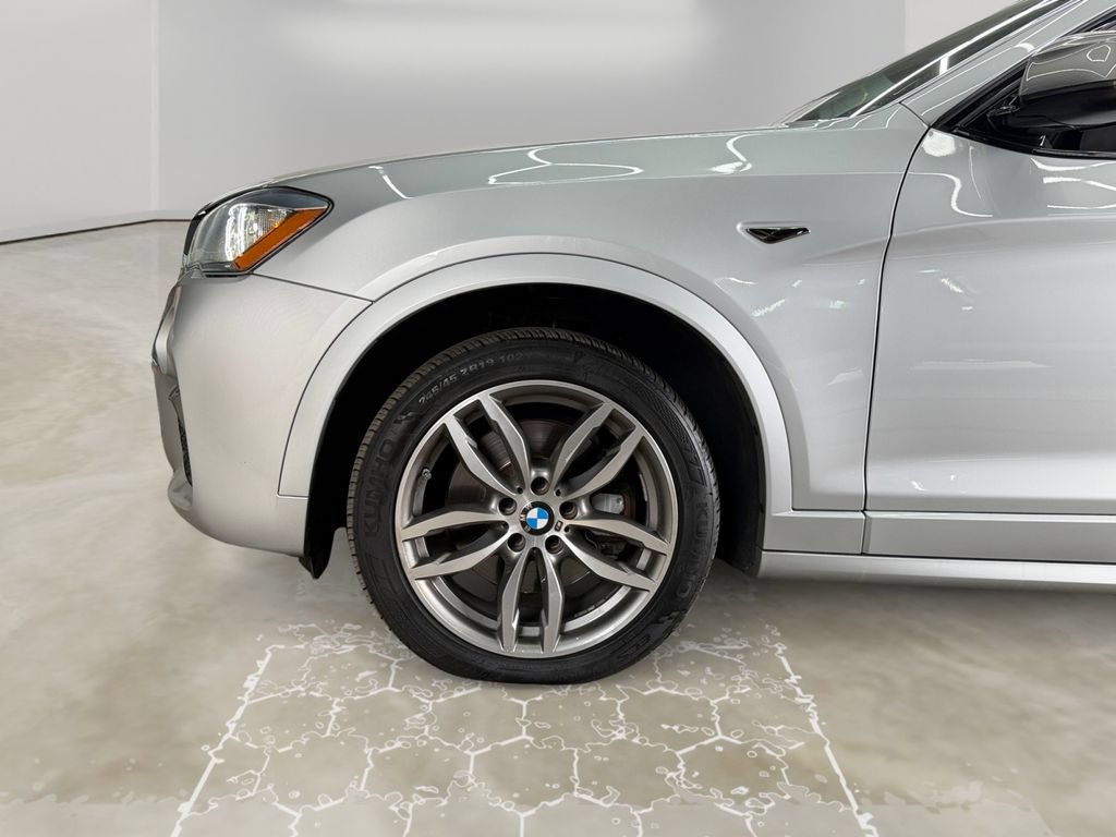 Used 2017 BMW X4 M40i w/ Technology Package AWD/4WD image 14