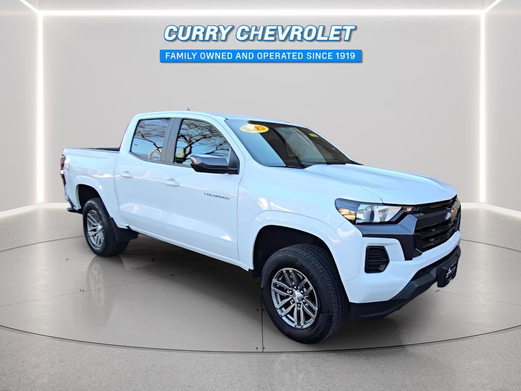 Used 2023 Chevrolet Colorado LT image 1