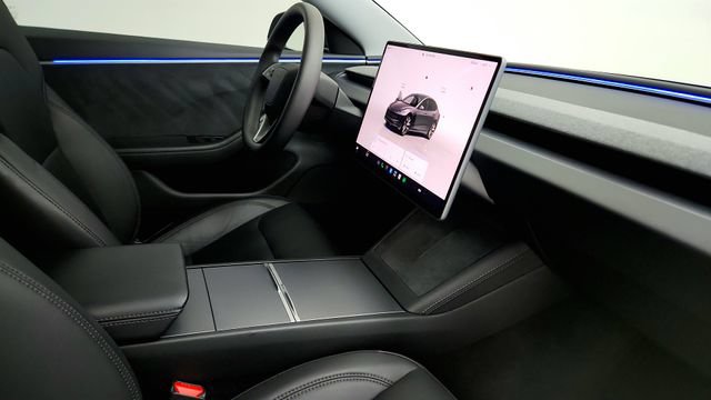 Used 2024 Tesla Model 3 Long Range AWD/4WD image 34