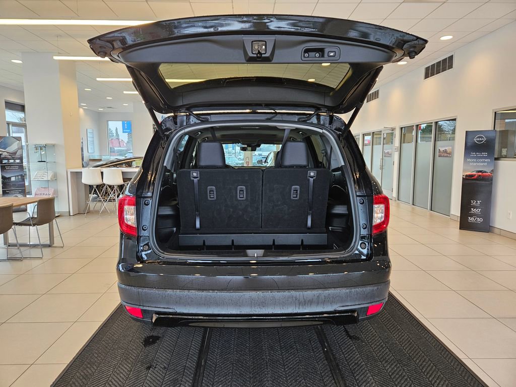 Used 2022 Honda Pilot Special Edition image 9