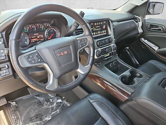 Used 2016 GMC Yukon SLT w/ HD Trailering Package RWD image 12