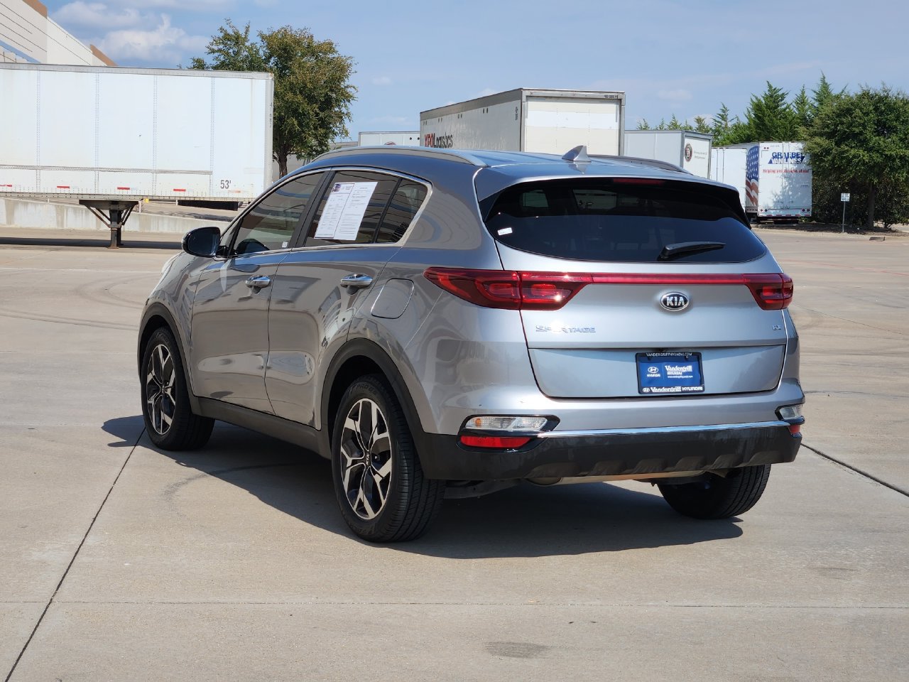 Used 2021 Kia Sportage EX FWD image 3