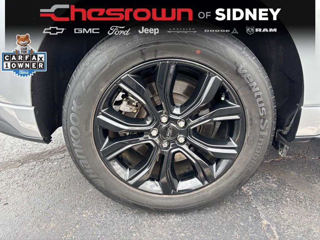 Used 2022 Ford Edge SE w/ Black Appearance Package image 11