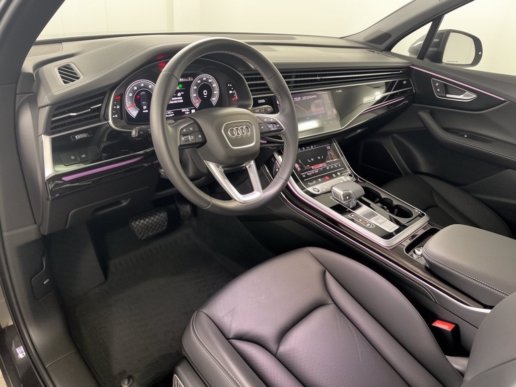 Used 2026 Audi Q7 3.0T Premium Plus w/ Premium Plus Package AWD/4WD image 4