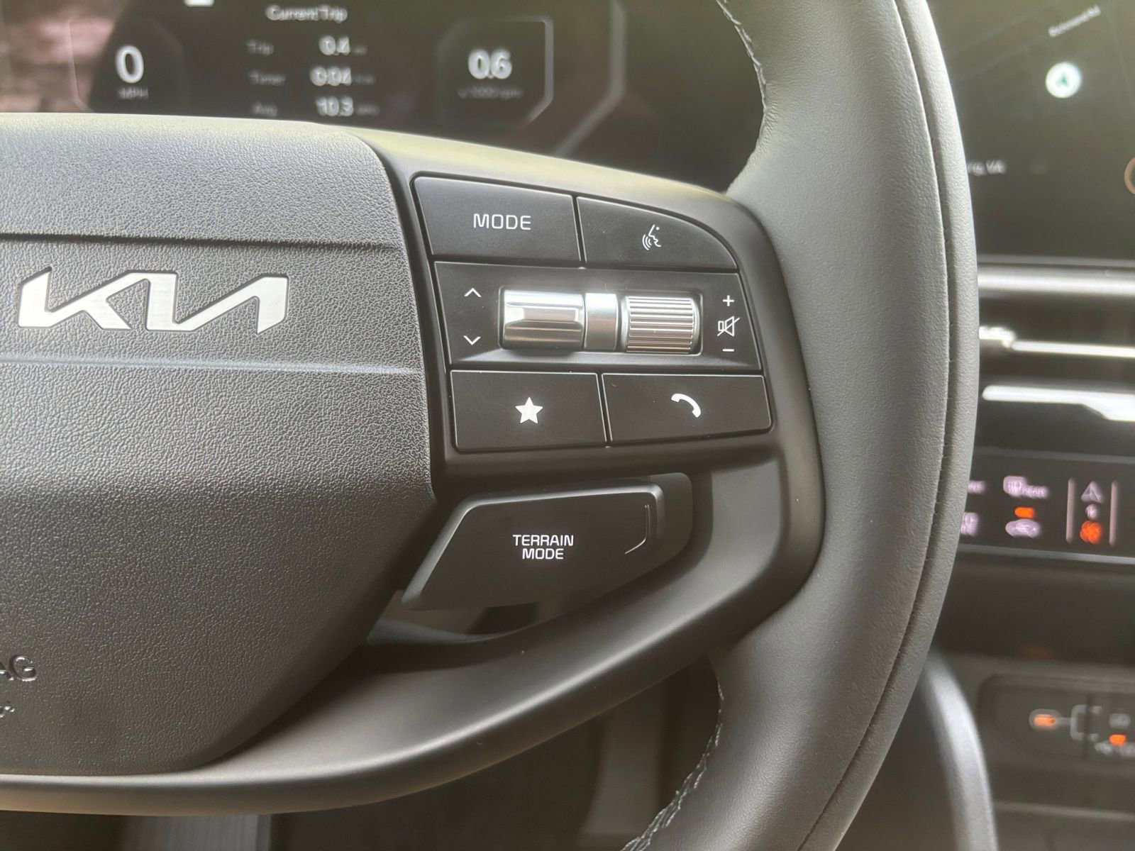 New 2026 Kia Sportage X-Line w/ X-Line Technology Package image 23