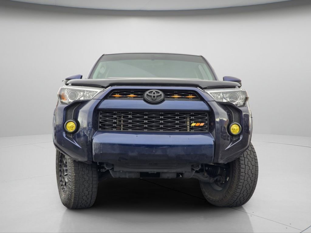 Used 2019 Toyota 4Runner SR5 image 3