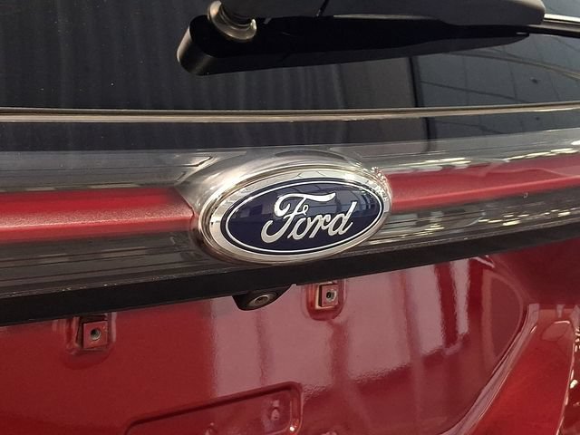 Used 2016 Ford Edge Titanium w/ Canadian Touring Package FWD image 30