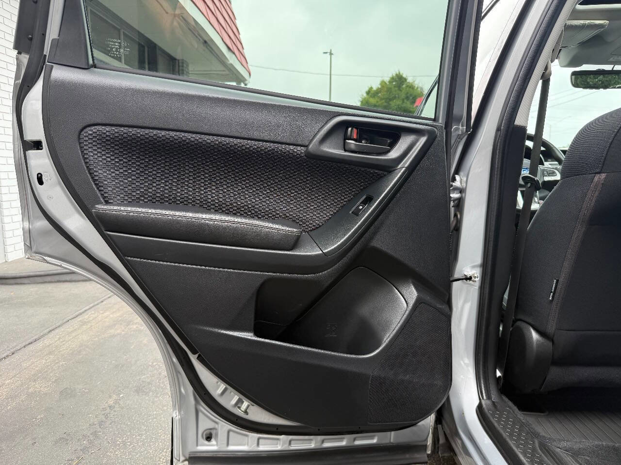 Used 2018 Subaru Forester 2.5i Premium image 27