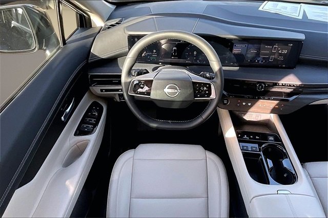 Certified 2025 Nissan Murano SV image 5