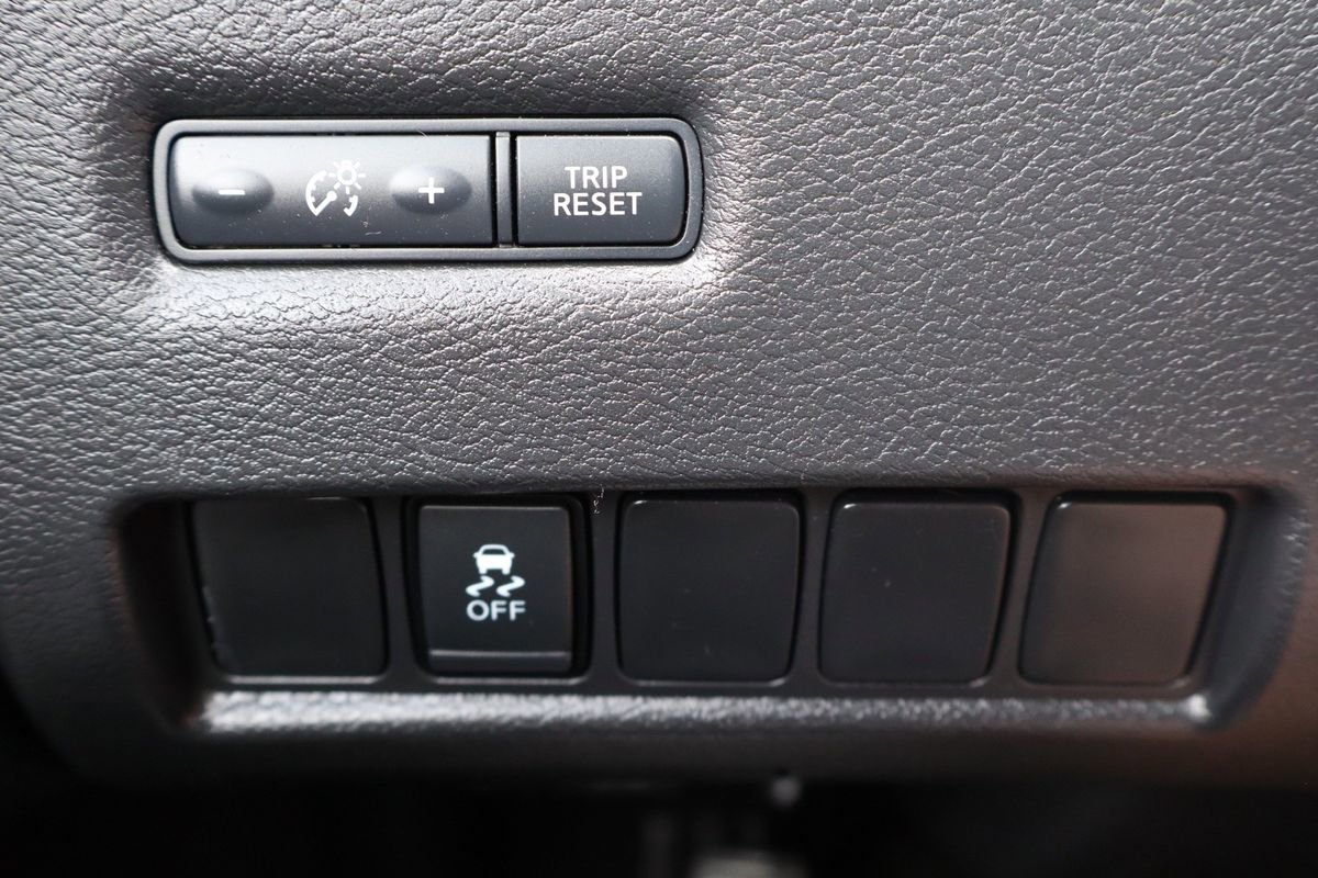 Used 2018 Nissan Murano S image 28