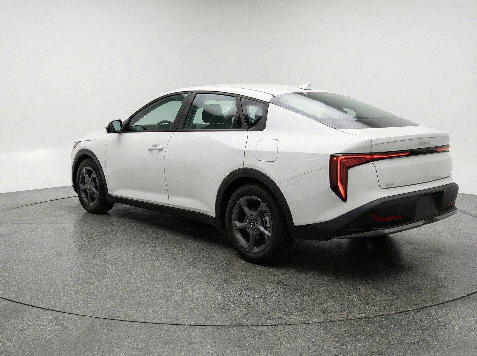 Used 2025 Kia K4 FWD image 6