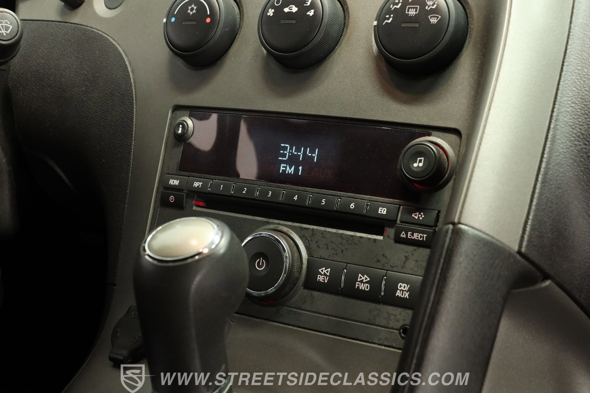 Used 2007 Pontiac Solstice Convertible w/ Premium Package image 38