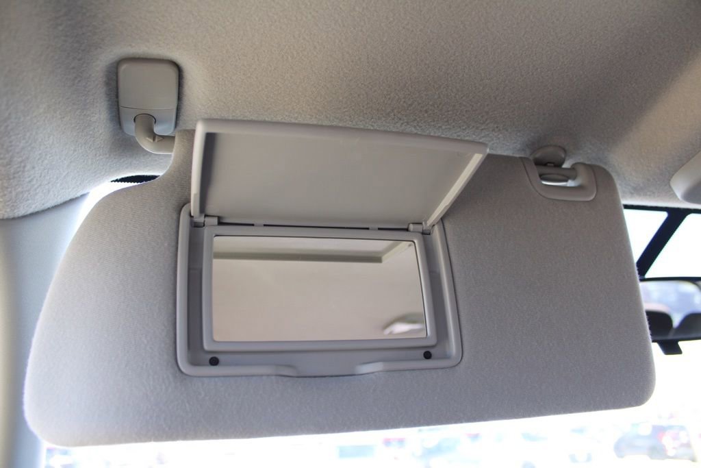 Used 2017 Nissan Frontier SV image 36