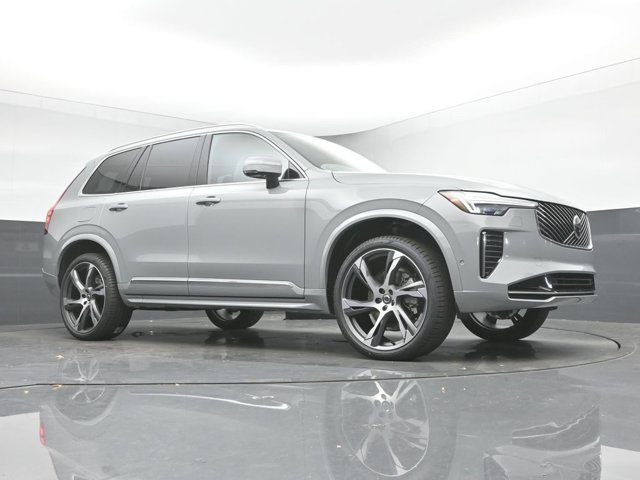 New 2026 Volvo XC90 B5 Plus w/ Protection Package Premier AWD/4WD image 37