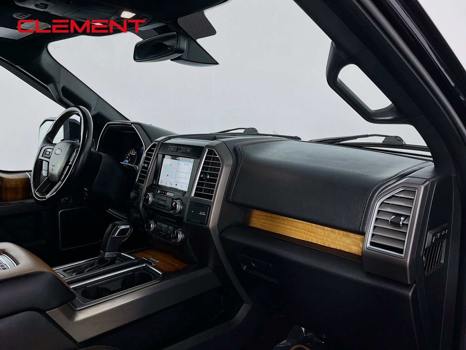 Used 2016 Ford F150 Limited image 36