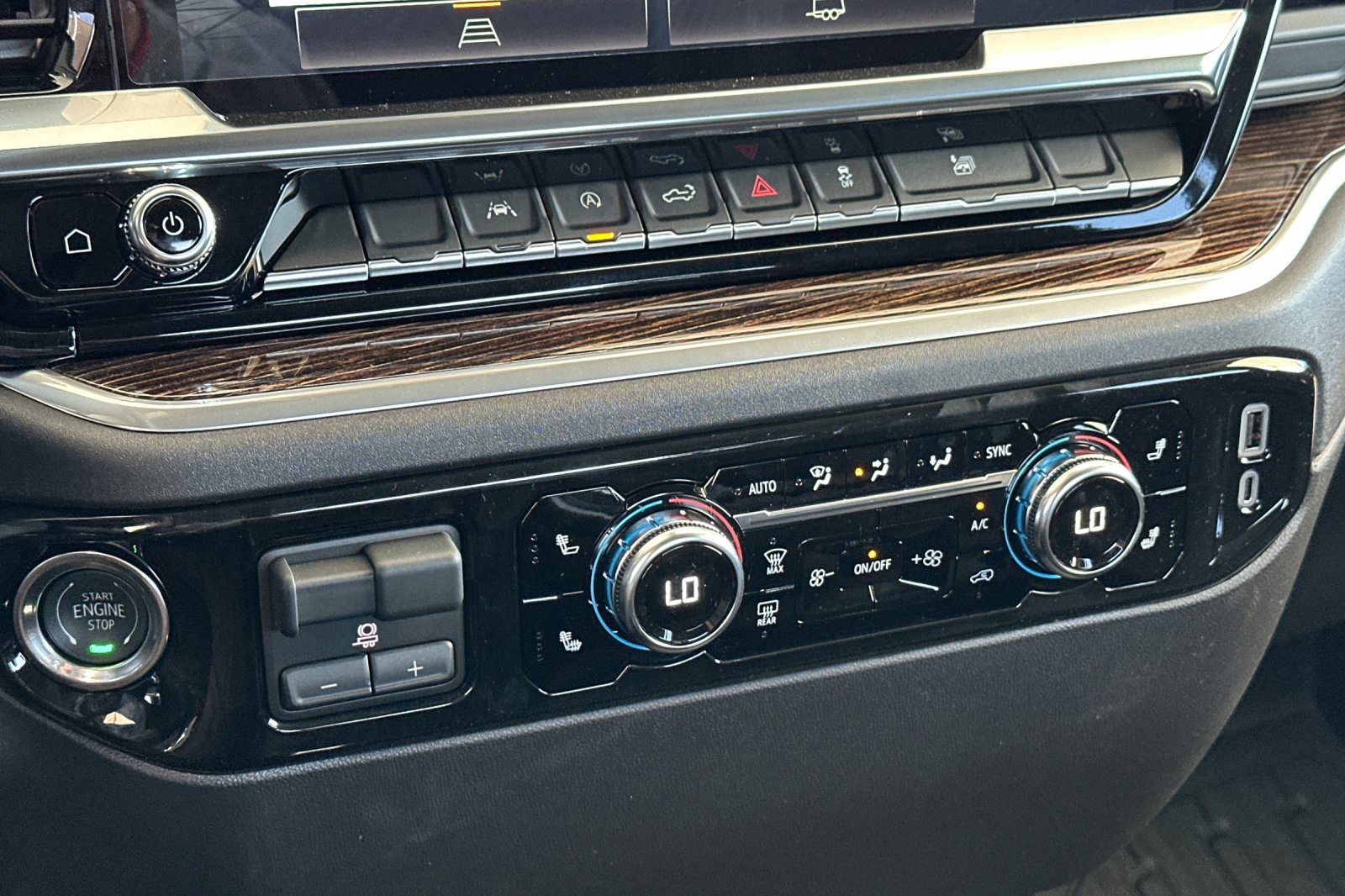 New 2026 GMC Sierra 1500 Elevation w/ Elevation Select Package image 21