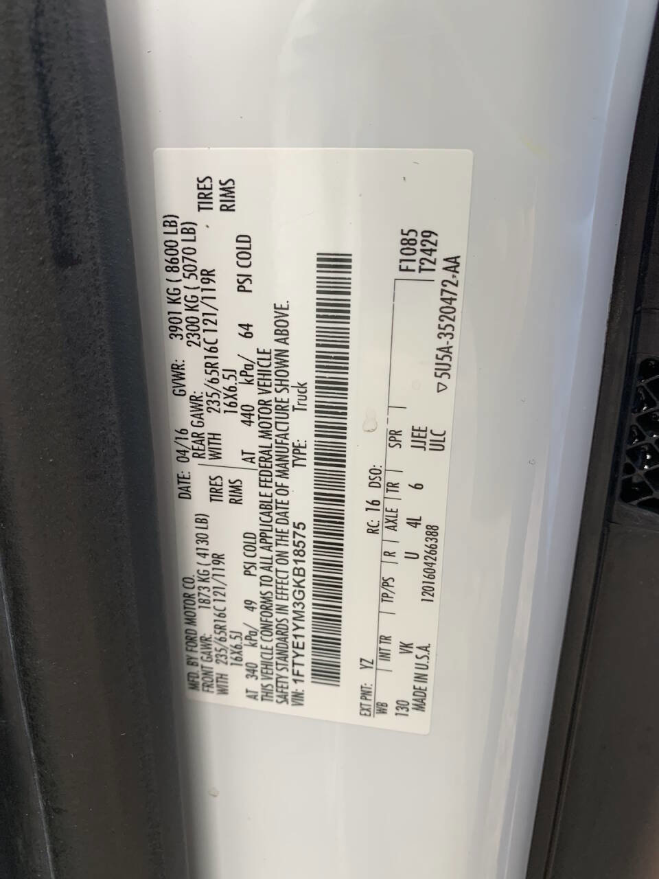 Used 2016 Ford Transit 150 130 Low Roof RWD image 21