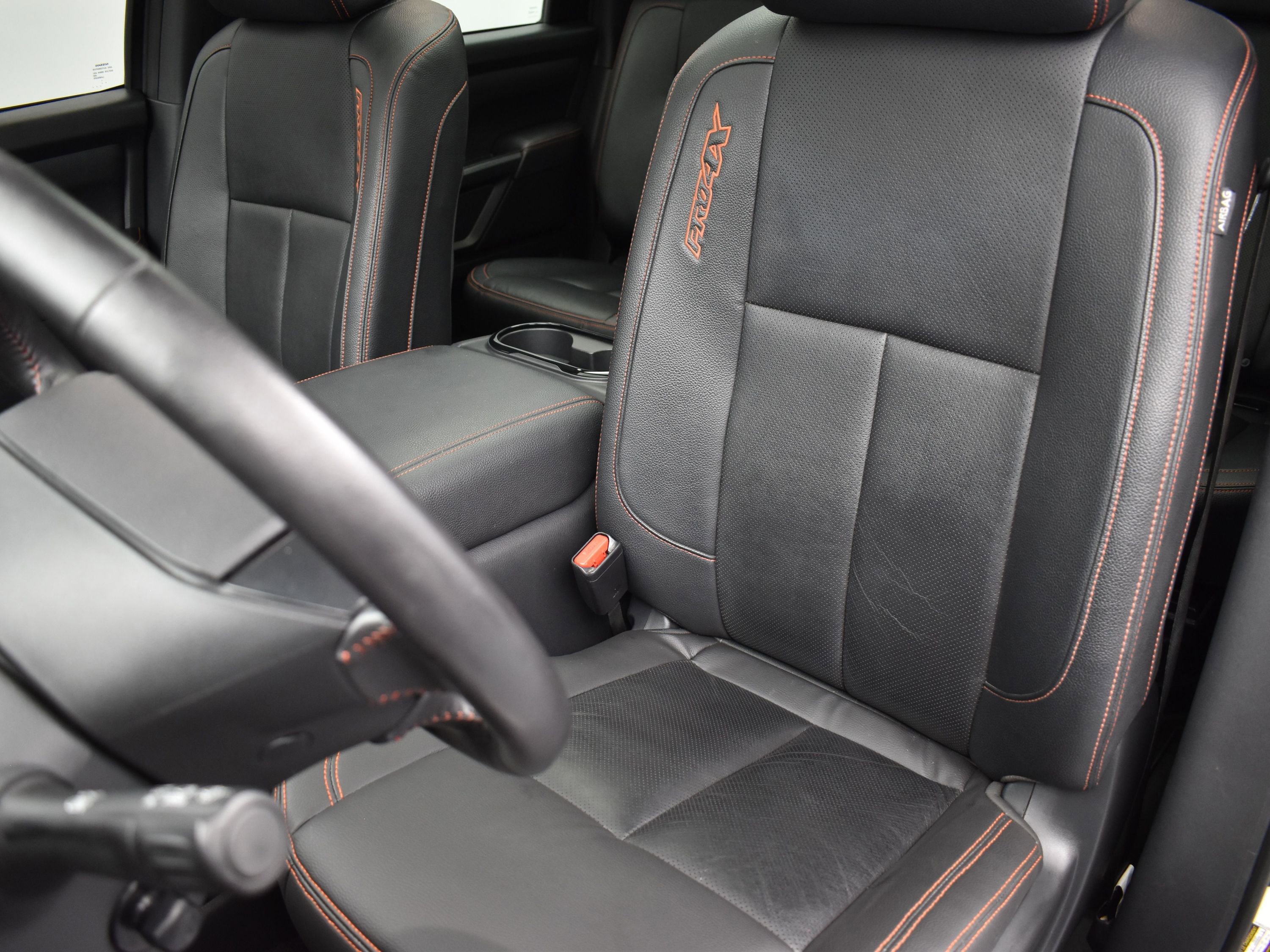 Used 2023 Nissan Titan PRO-4X w/ Pro-4x Convenience Package image 20