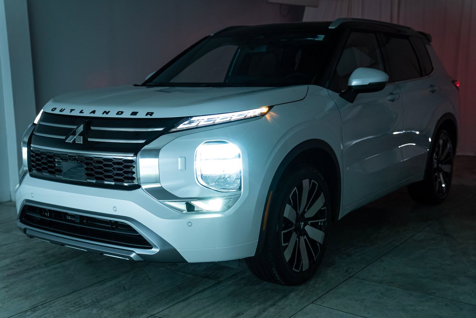 New 2026 Mitsubishi Outlander SEL image 38