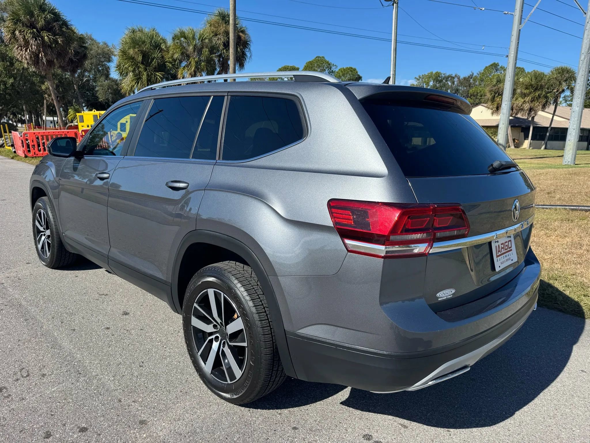 Used 2018 Volkswagen Atlas S image 6