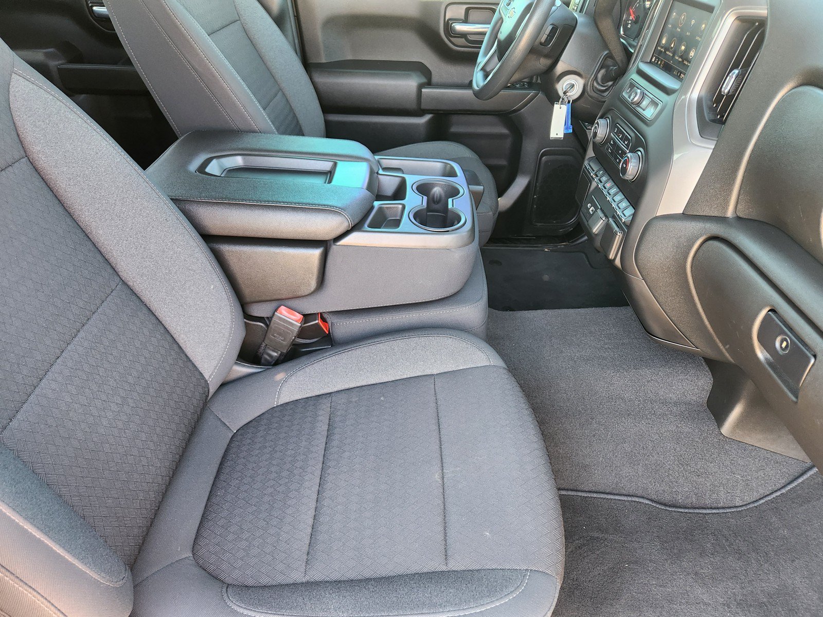 Used 2022 Chevrolet Silverado 1500 Custom w/ LPO, Dark Essentials Package RWD image 11