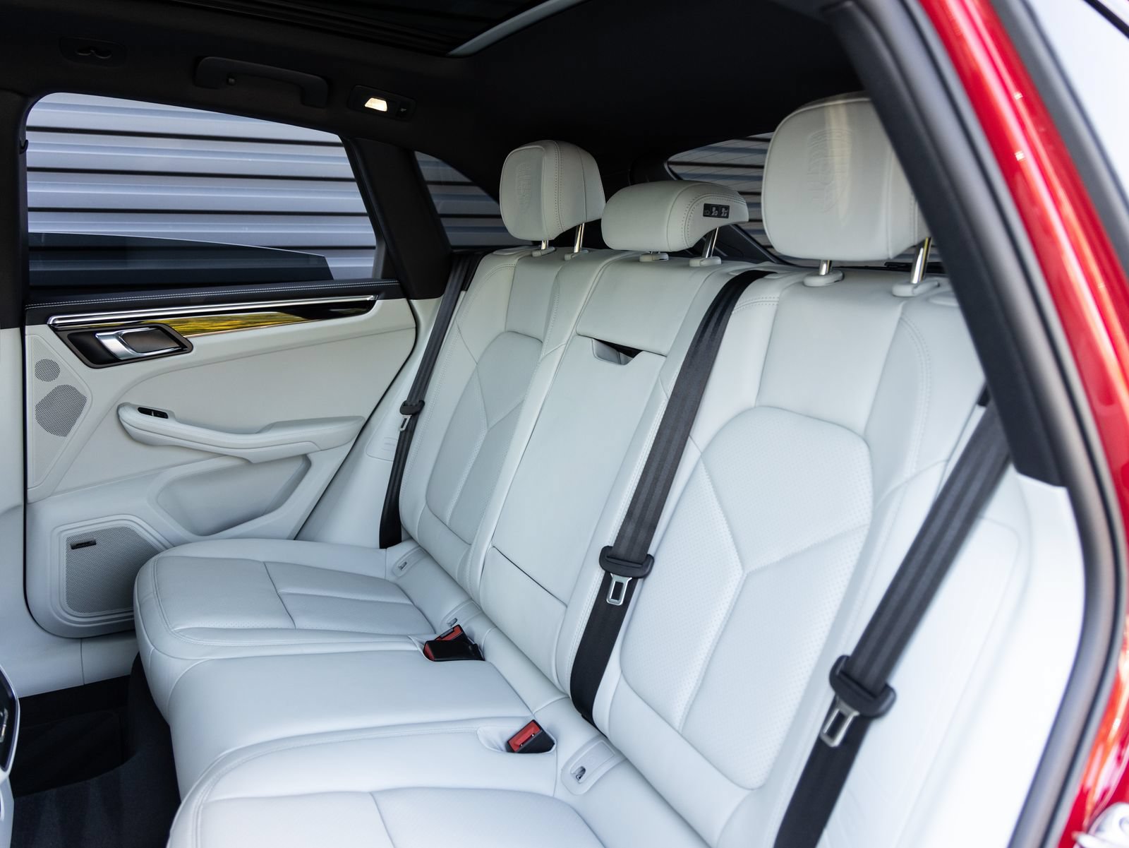 New 2026 Porsche Macan S AWD/4WD image 27