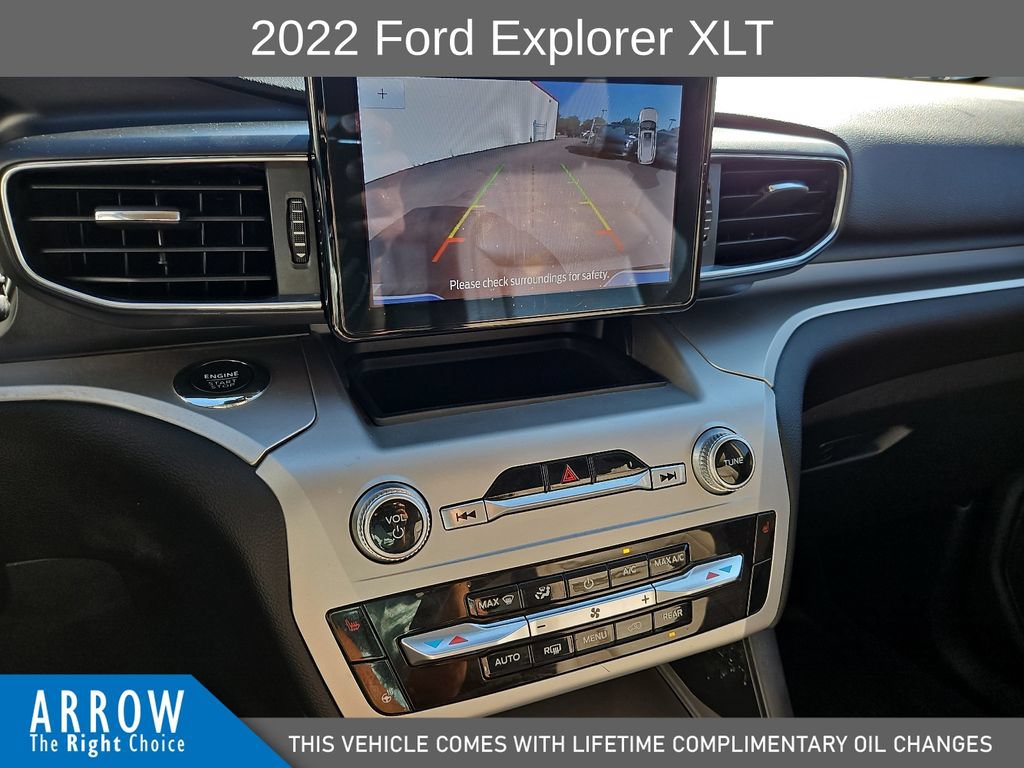 Used 2022 Ford Explorer XLT w/ Equipment Group 202A AWD/4WD image 24