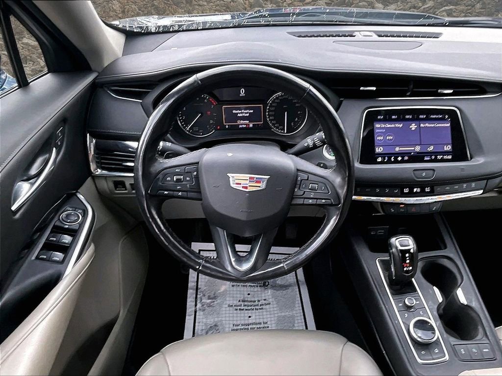 Used 2019 Cadillac XT4 Luxury w/ Trailering Package image 5