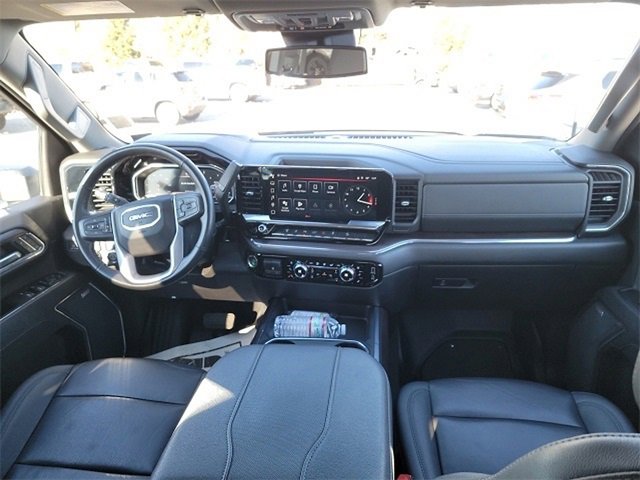 Used 2024 GMC Sierra 2500 SLT w/ SLT Premium Package image 8