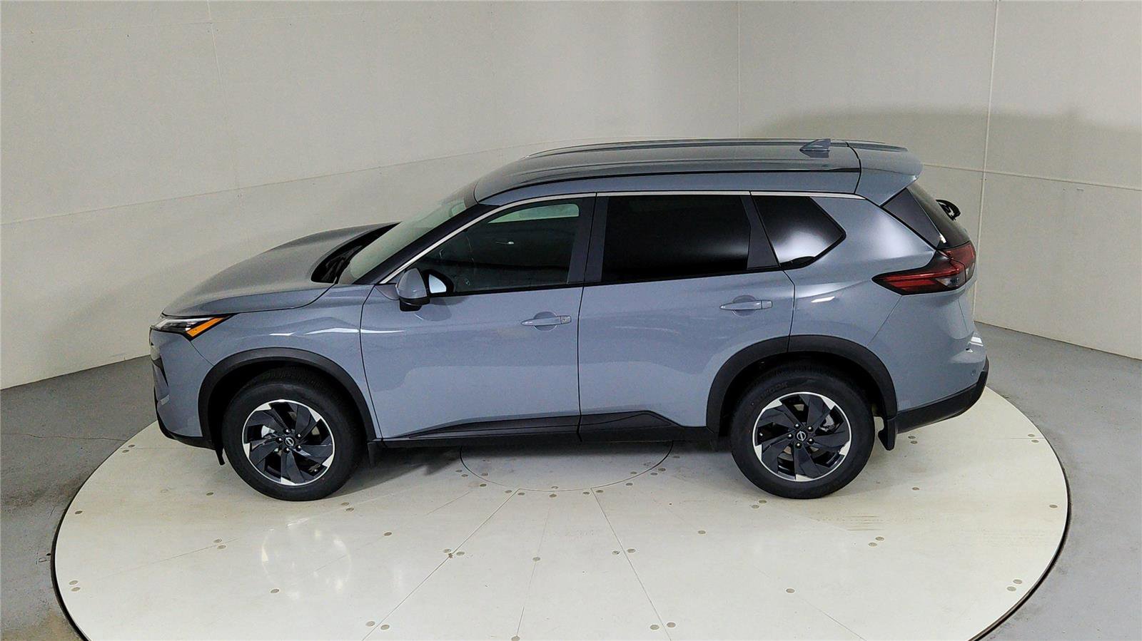 New 2026 Nissan Rogue SV image 40