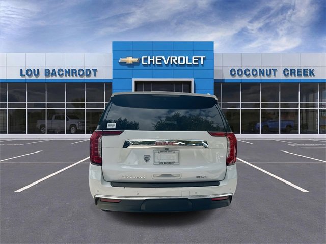 Used 2023 GMC Yukon SLT image 7