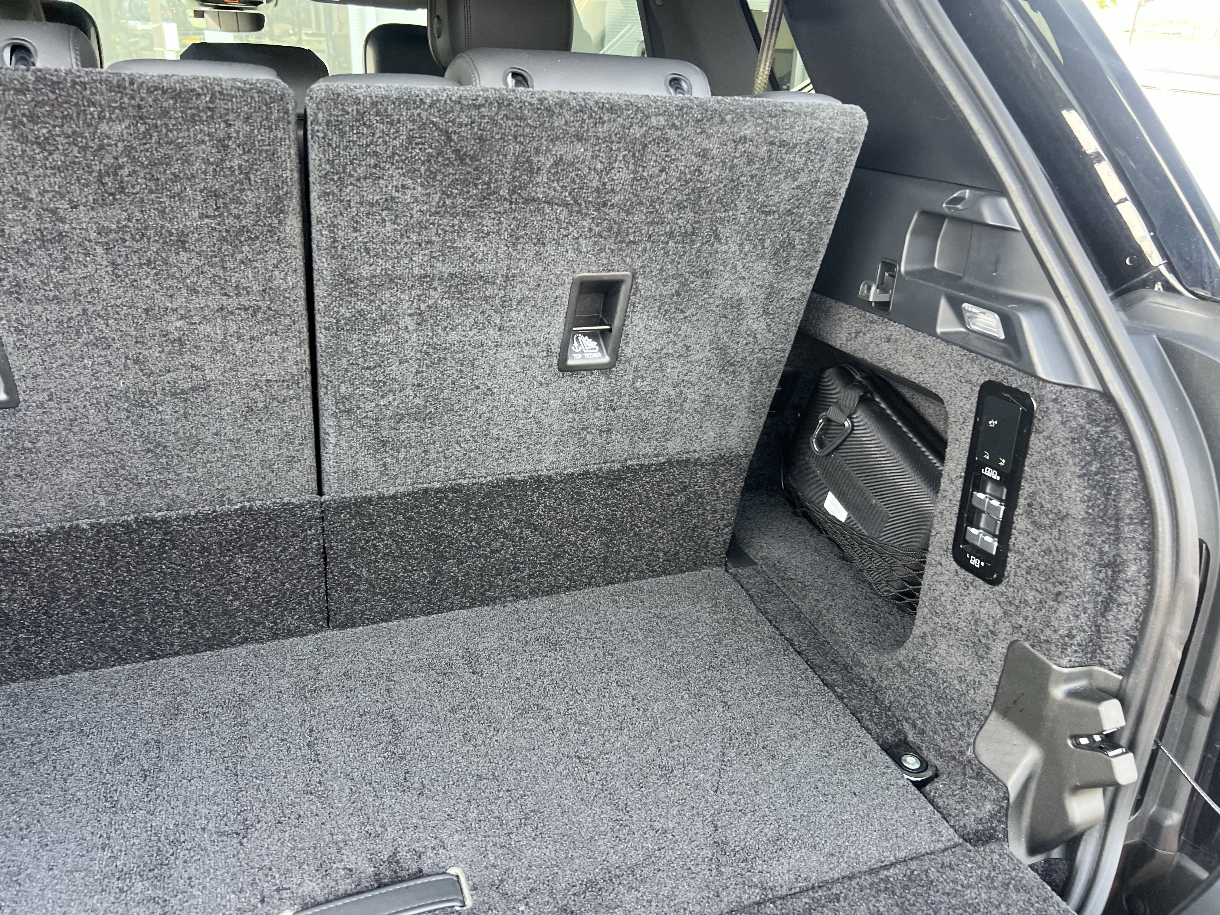 Certified 2024 Land Rover Range Rover Long Wheelbase SE image 36